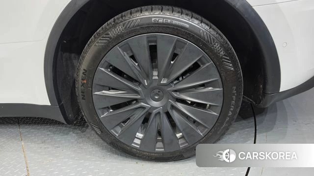 Tesla Model Y id 4726065 из Кореи 14