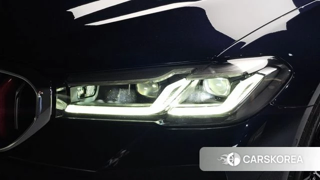 BMW 5 Series (G30) id 4951112 из Кореи 14