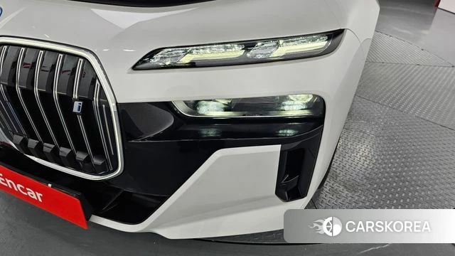 BMW i7 (G70) id 4554684 из Кореи 14
