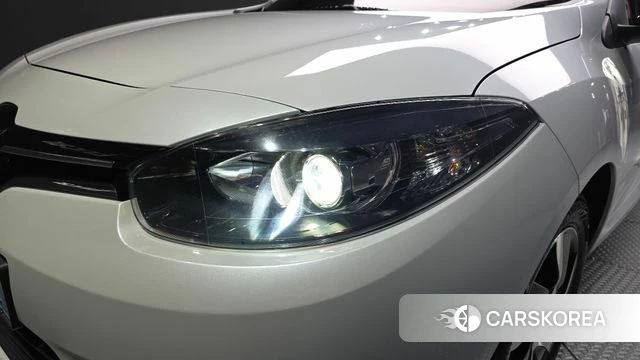 Renault Korea (Samsung) SM3 Z.E. id 5035387 из Кореи 14