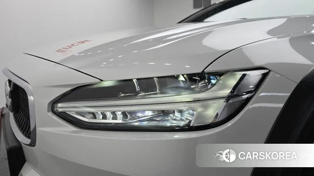Volvo V90 Cross-Country id 5026649 из Кореи 14