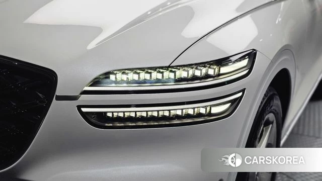 Genesis GV70 id 4928010 из Кореи 14