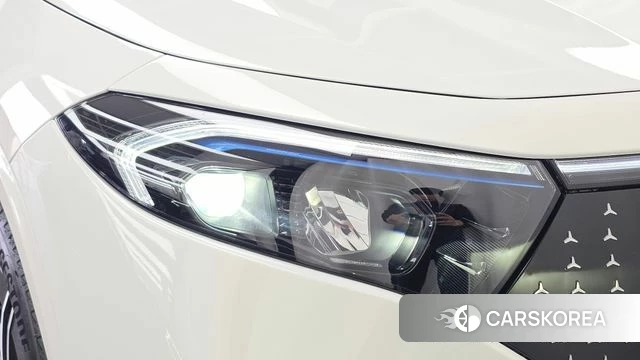Mercedes-Benz EQA H243 id 5032748 из Кореи 14