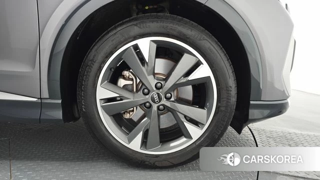 Audi Q4 e-Tron (F4) id 4745065 из Кореи 14