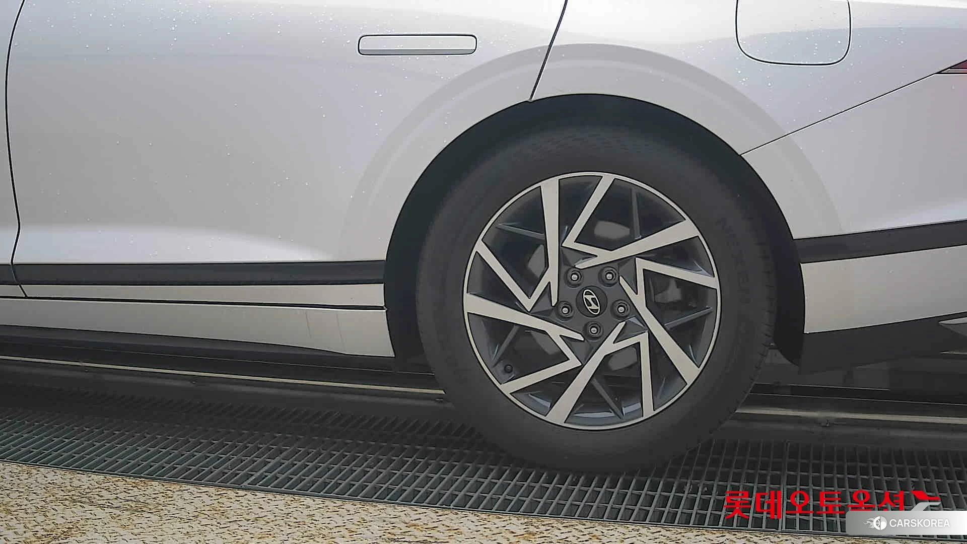 Hyundai Grandeur Hybrid id 4984688 из Кореи 14