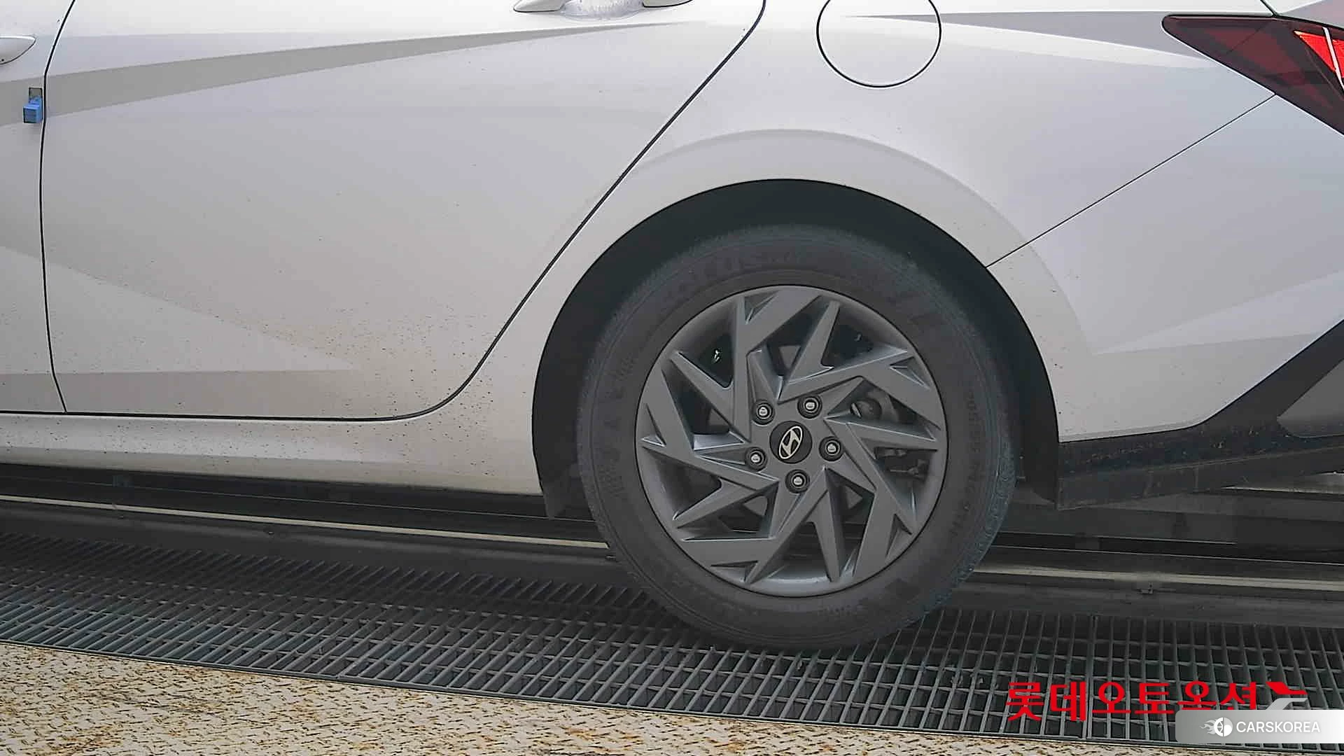 Hyundai Avante id 4990085 из Кореи 14