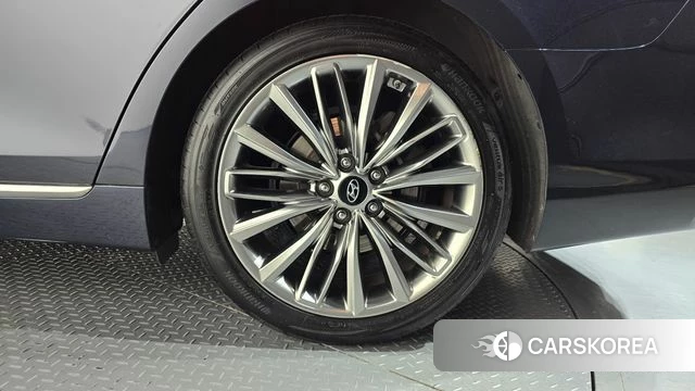 Hyundai Grandeur IG id 5042166 из Кореи 14