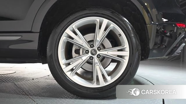 Audi Q8 (4M) id 5033290 из Кореи 14