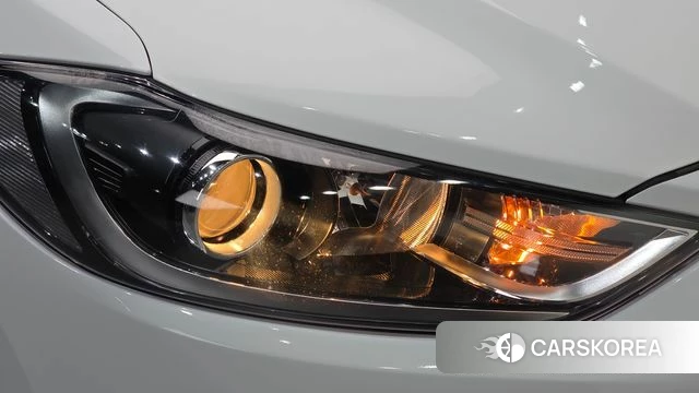 Hyundai Avante AD id 4713268 из Кореи 14