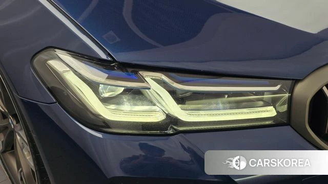 BMW 5 Series (G30) id 4951639 из Кореи 14