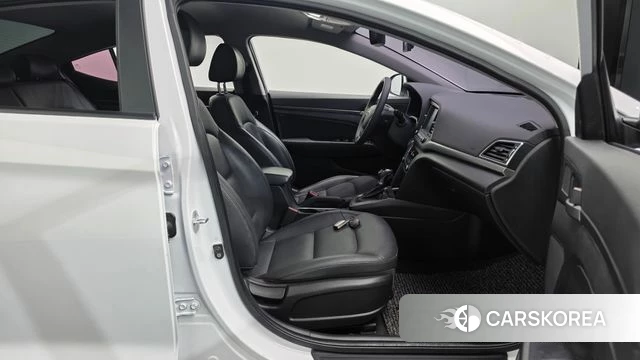 Hyundai Avante AD id 4993664 из Кореи 14