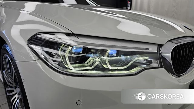 BMW 5 Series (G30) id 4987785 из Кореи 14