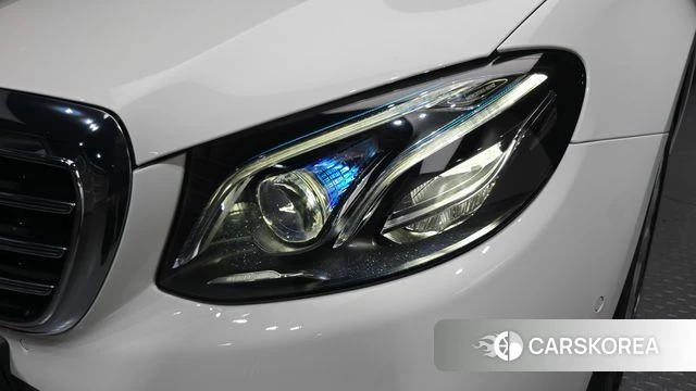 Mercedes-Benz E-Class W213 id 4988545 из Кореи 14