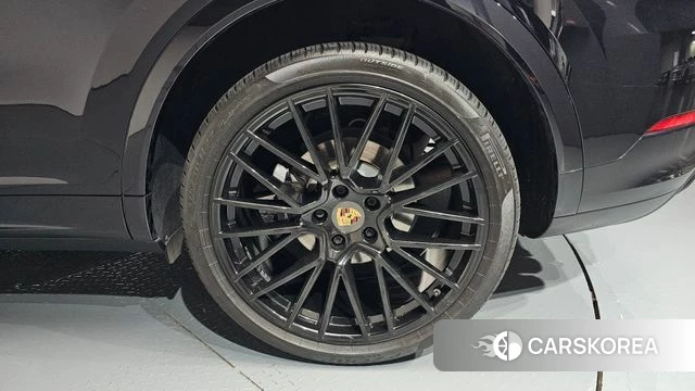 Porsche Cayenne (PO536) id 4966344 из Кореи 14