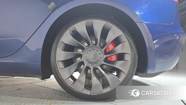 Tesla Model 3 id 4881663 из Кореи 14
