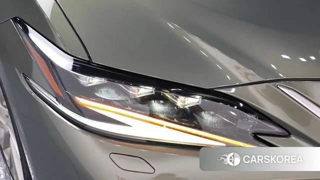 Lexus ES300h 7th generation id 4921782 из Кореи 14