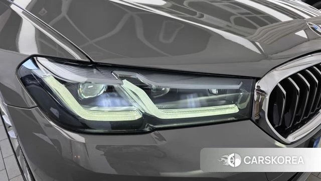 BMW 5 Series (G30) id 5034207 из Кореи 14
