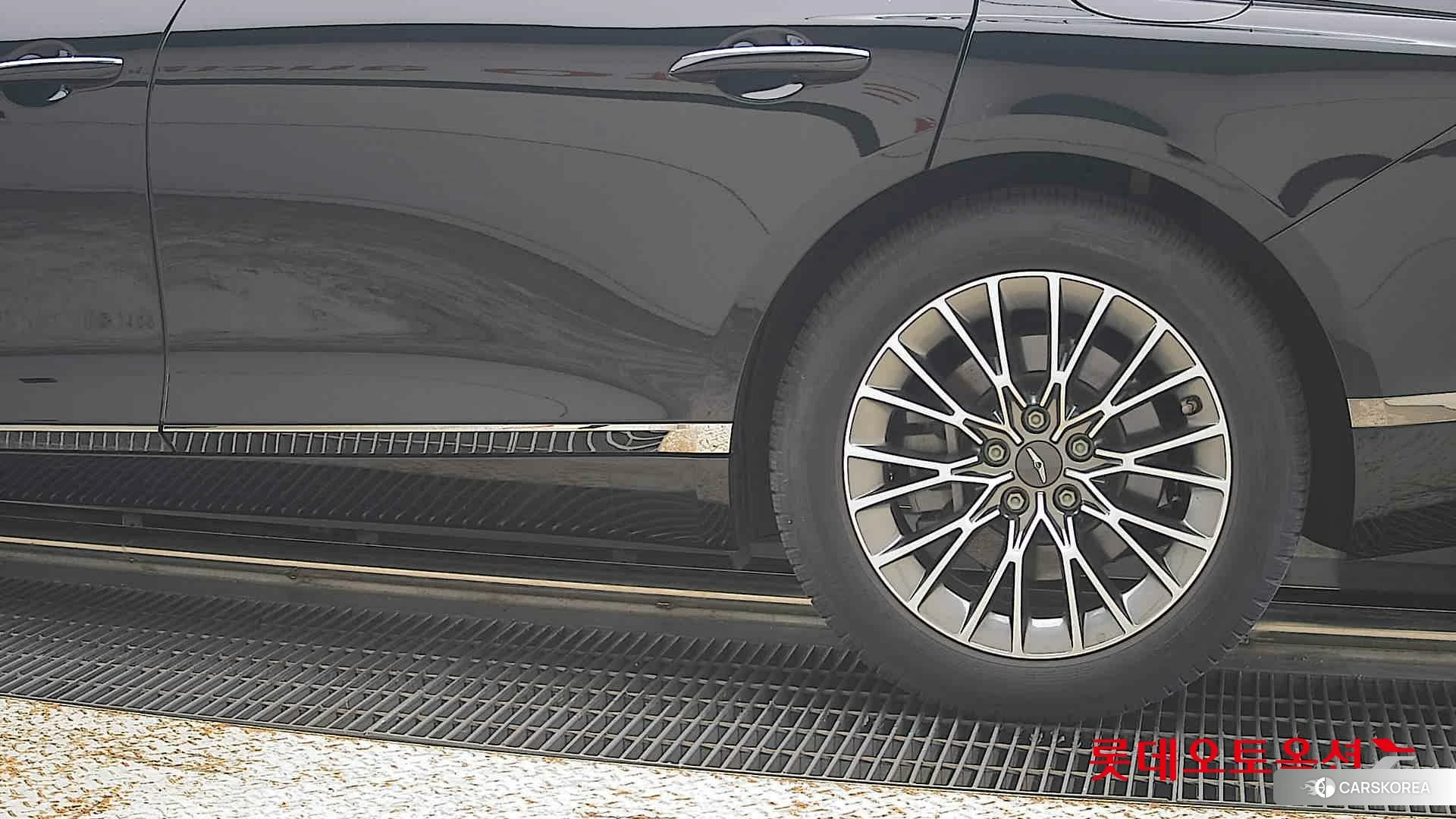 Hyundai G80 id 4990035 из Кореи 14