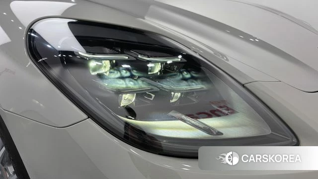 Porsche Panamera (976) id 4990453 из Кореи 14