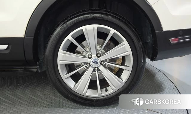 Ford Explorer id 5029498 из Кореи 14