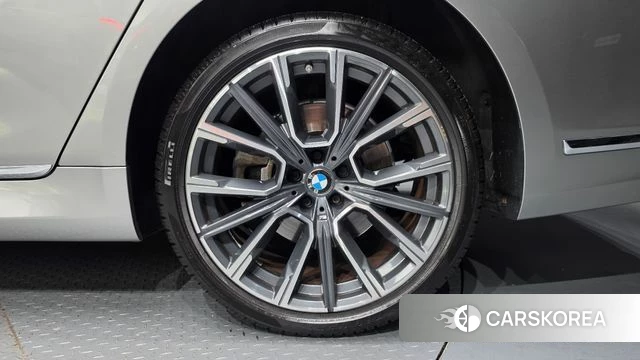 BMW 7 Series (G11) id 4959411 из Кореи 14