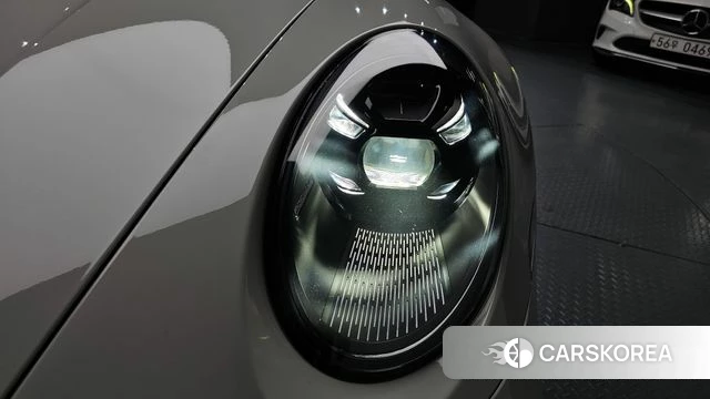 Porsche 911(992) id 4737049 из Кореи 14