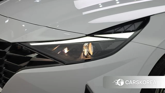 Hyundai Avante (CN7) id 5023116 из Кореи 14