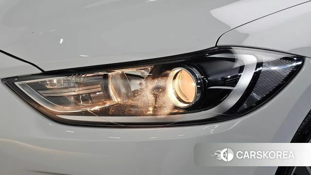 Hyundai Avante AD id 5014124 из Кореи 14