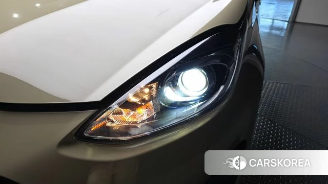 Toyota Prius C id 4952866 из Кореи 14