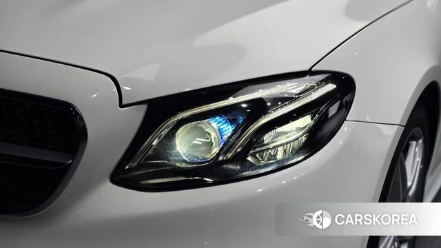 Mercedes-Benz E-Class W213 id 4967429 из Кореи 14