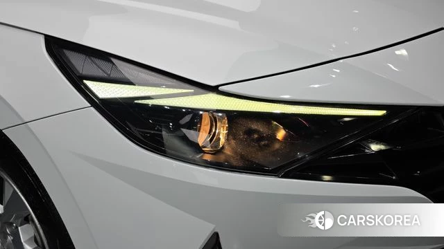 Hyundai Avante (CN7) id 5017674 из Кореи 14