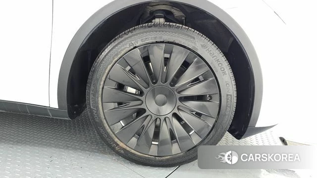 Tesla Model Y id 4905695 из Кореи 14