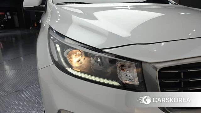 Kia The New Carnival id 4978150 из Кореи 14
