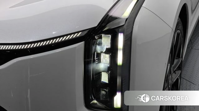 Kia The New K8 Hybrid id 5015975 из Кореи 14