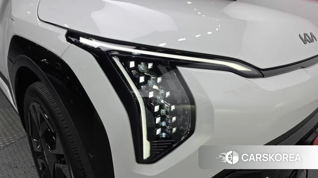 Kia EV3 id 4979939 из Кореи 14