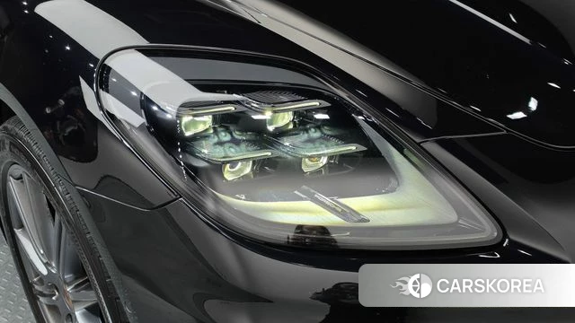 Porsche Panamera (976) id 4995397 из Кореи 14