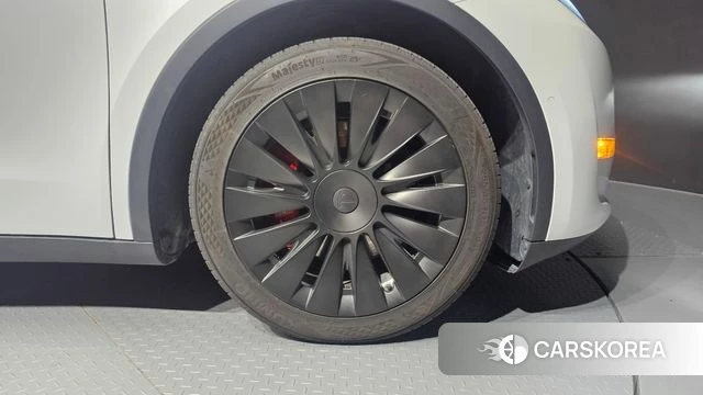 Tesla Model Y id 4750464 из Кореи 14