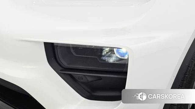 Porsche Makan EV id 4879580 из Кореи 14