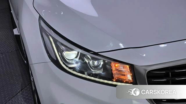 Kia The New Carnival id 4196940 из Кореи 14