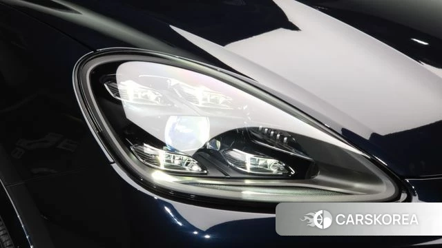 Porsche Cayenne (PO536) id 5002358 из Кореи 14