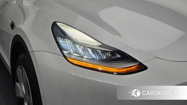 Tesla Model Y id 4671768 из Кореи 14