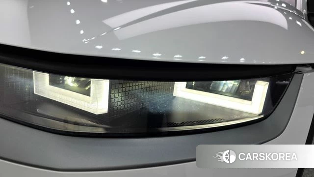 Hyundai Ionic 5 id 5012329 из Кореи 14