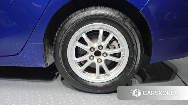 Toyota Prius 4th Generation id 4960573 из Кореи 14