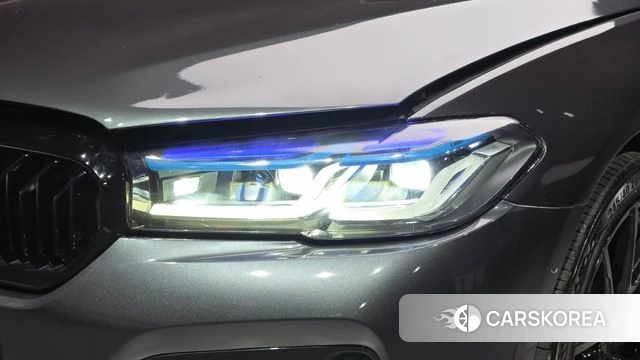 BMW 5 Series (G30) id 4967586 из Кореи 14