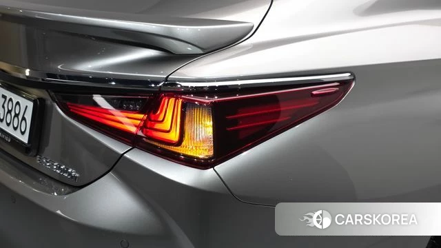 Lexus ES300h 7th generation id 4941315 из Кореи 15