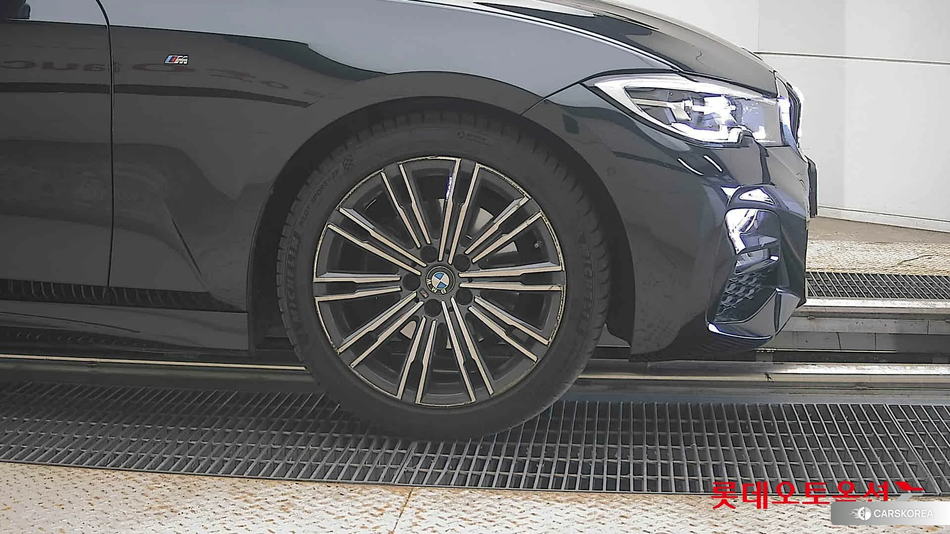 BMW  320i id 4989971 из Кореи 15