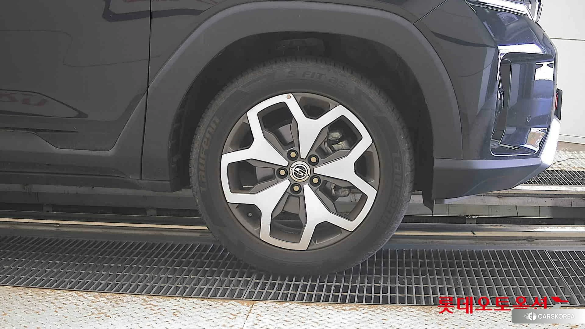 SsangYong Torres id 4990101 из Кореи 15