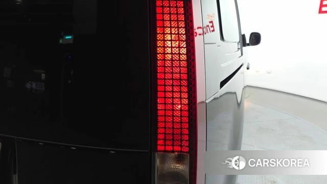 Hyundai Staria id 4990392 из Кореи 15