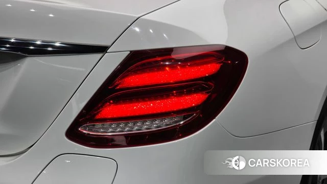 Mercedes-Benz E-Class W213 id 4923591 из Кореи 15