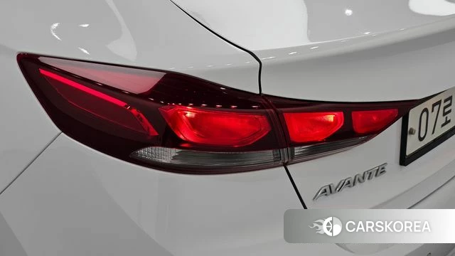 Hyundai Avante AD id 4998927 из Кореи 15